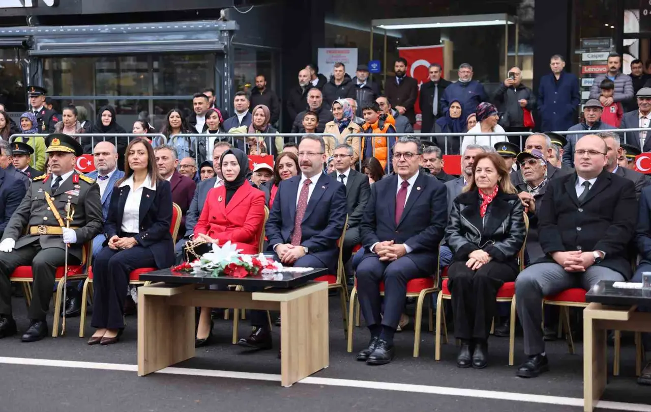 Ardahan’da 29 Ekim Cumhuriyet Bayramı törenle kutlandı