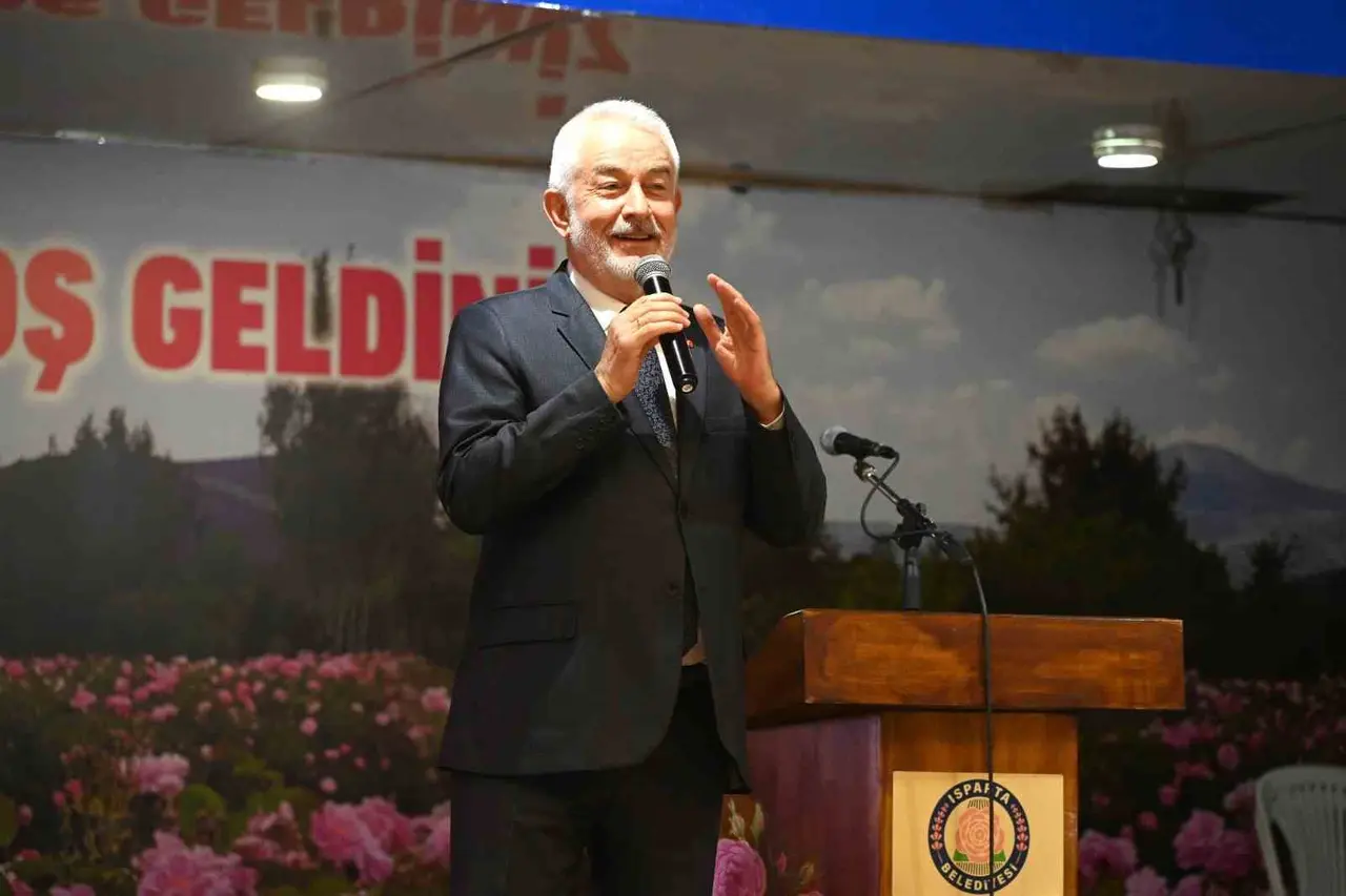 Başkan Başdeğirmen belediye personeliyle bir araya geldi