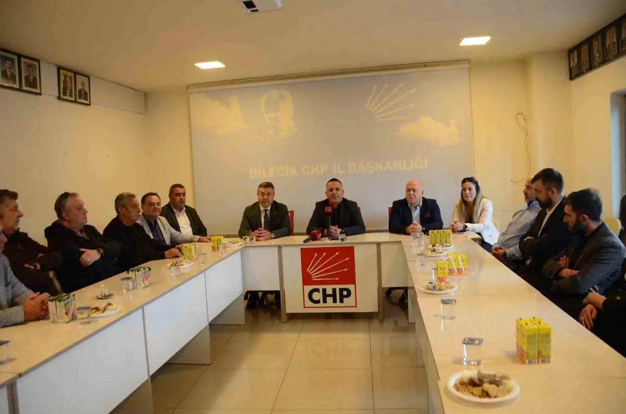 Bilecik İl Başkanlığına atanan İsmail Cinoğlu görevi devraldı