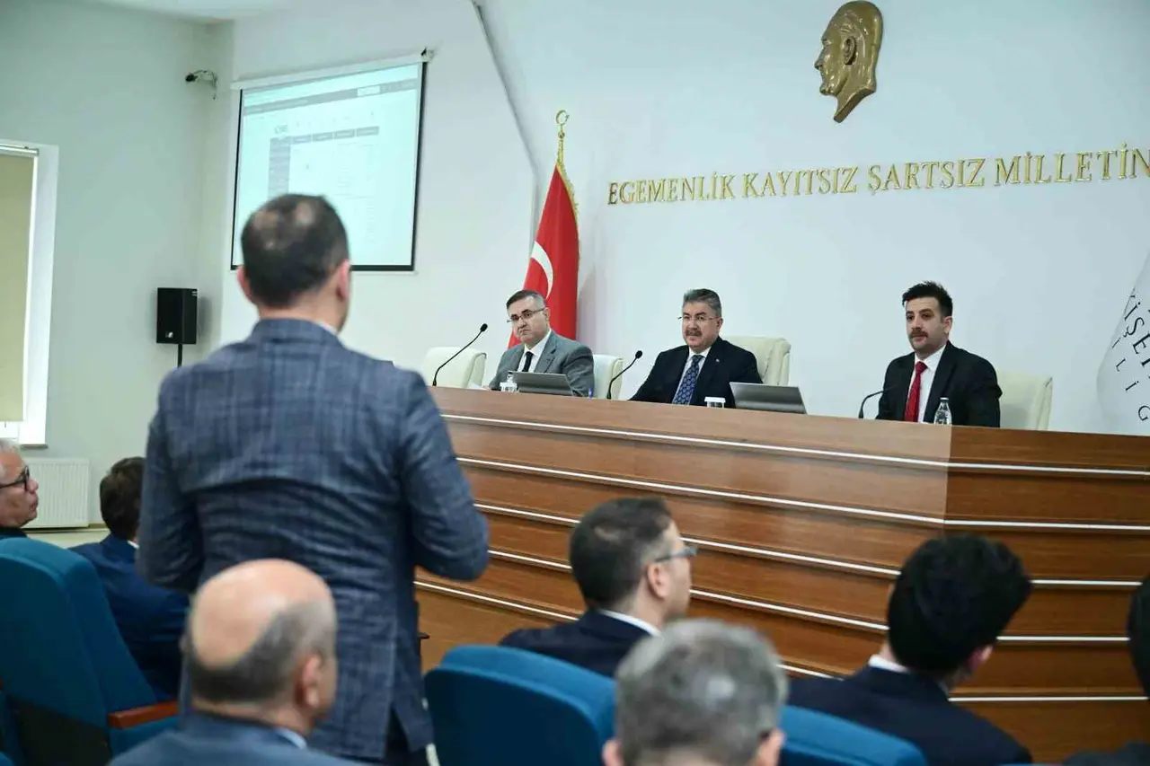 İl Koordinasyon Kurulu Toplantısı’nda Eskişehir’in kamu yatırımları ele alındı