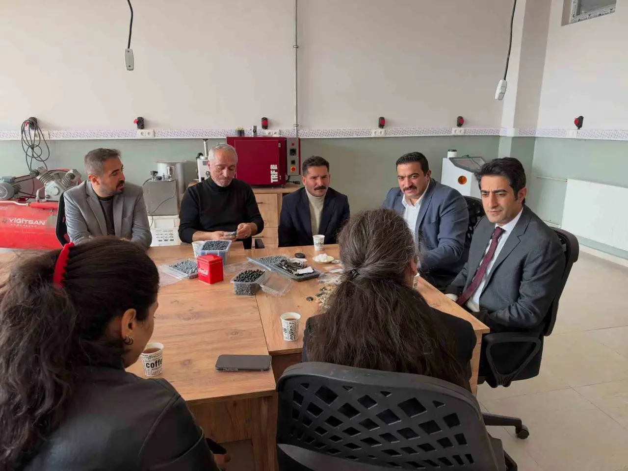 Sarıkamış’ın obsidyeni kadın ellerinde sanata dönüşüyor