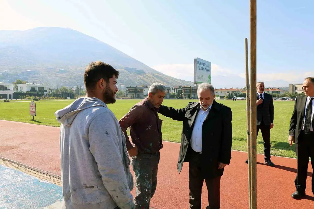 Talas Yamaç Paraşütü İniş Alanı’na göz kamaştıran tartan pist