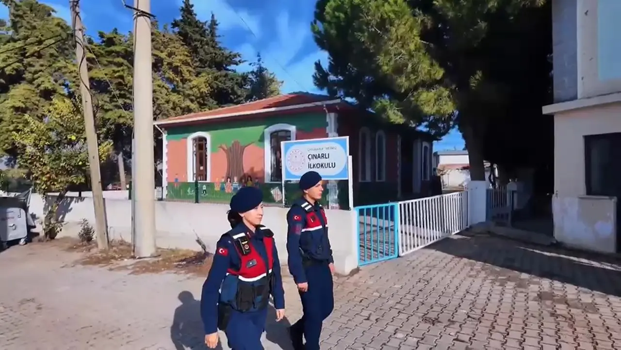Çanakkale Valiliği: "Göz bebeğimiz, geleceğimizin teminatı çocuklarımızın güvenliği her şeyden önemlidir"