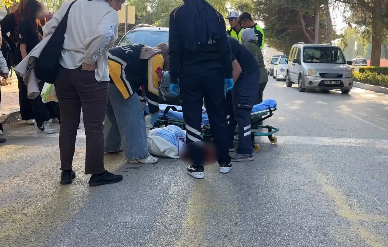 Burdur’da motosikletler çarpıştı: 2 yaralı