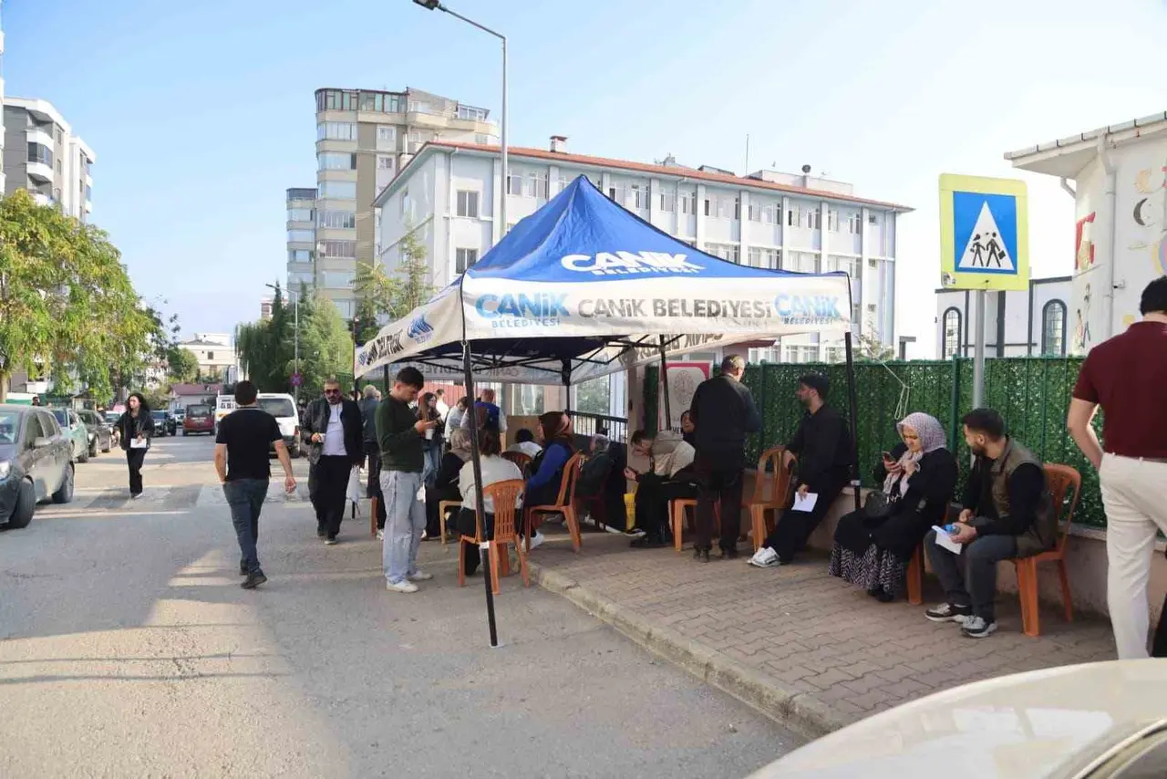 Canik Belediyesi KPSS adayları için sahada