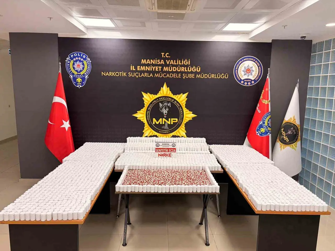 Manisa’daki uyuşturucu operasyonunda 2 şüpheli tutuklandı