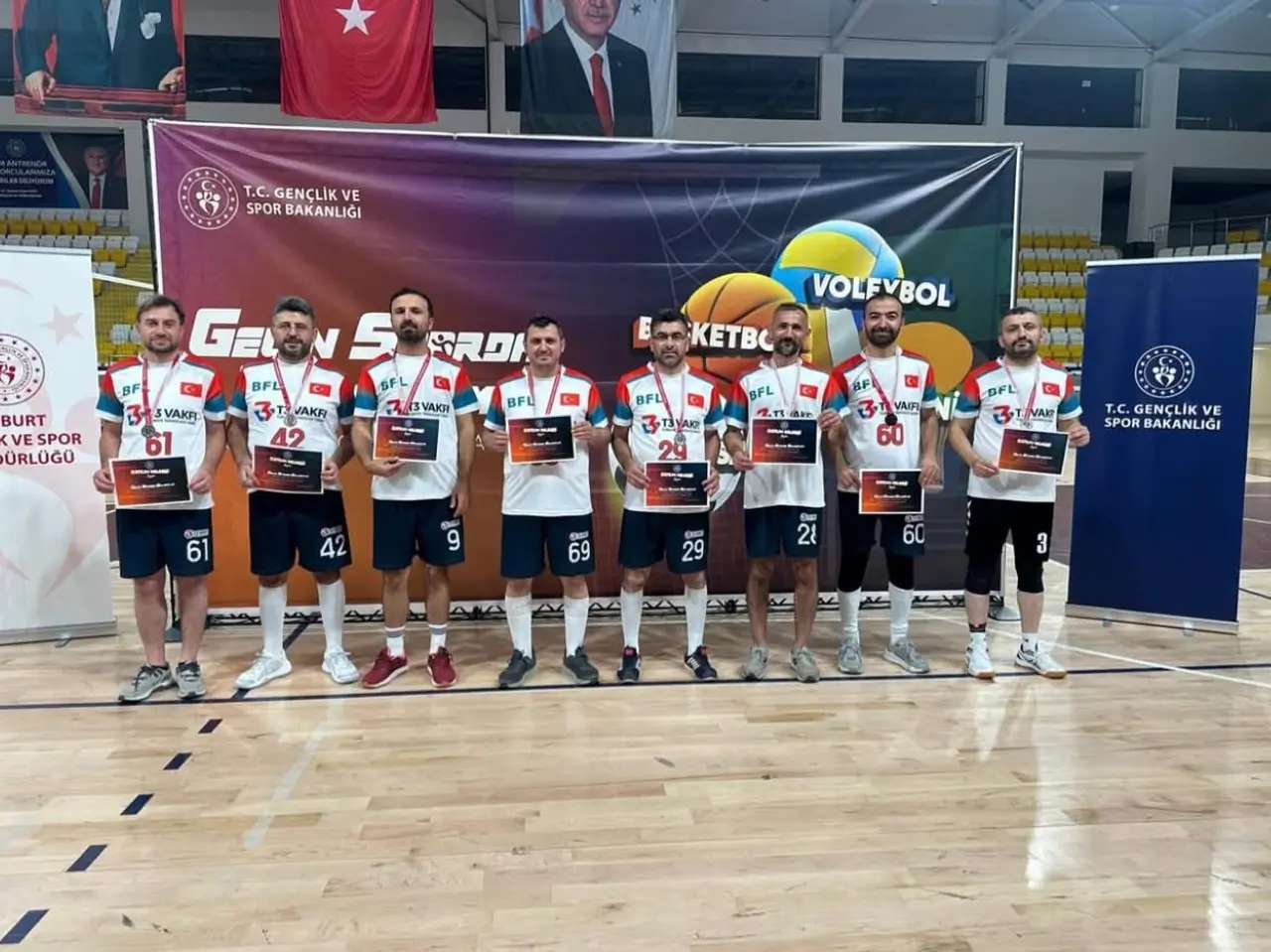 Kamu Spor Oyunları Voleybol İl Birinciliği tamamlandı