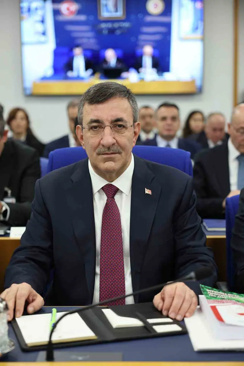 TBMM Plan ve Bütçe Komisyonu’nda fon tartışması