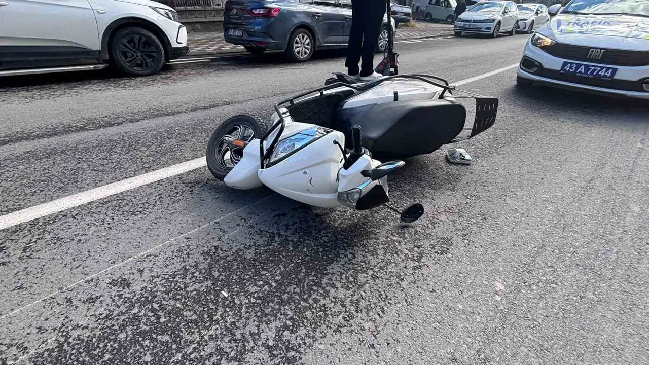 Tavşanlı’da trafik kazası, 2 yaralı