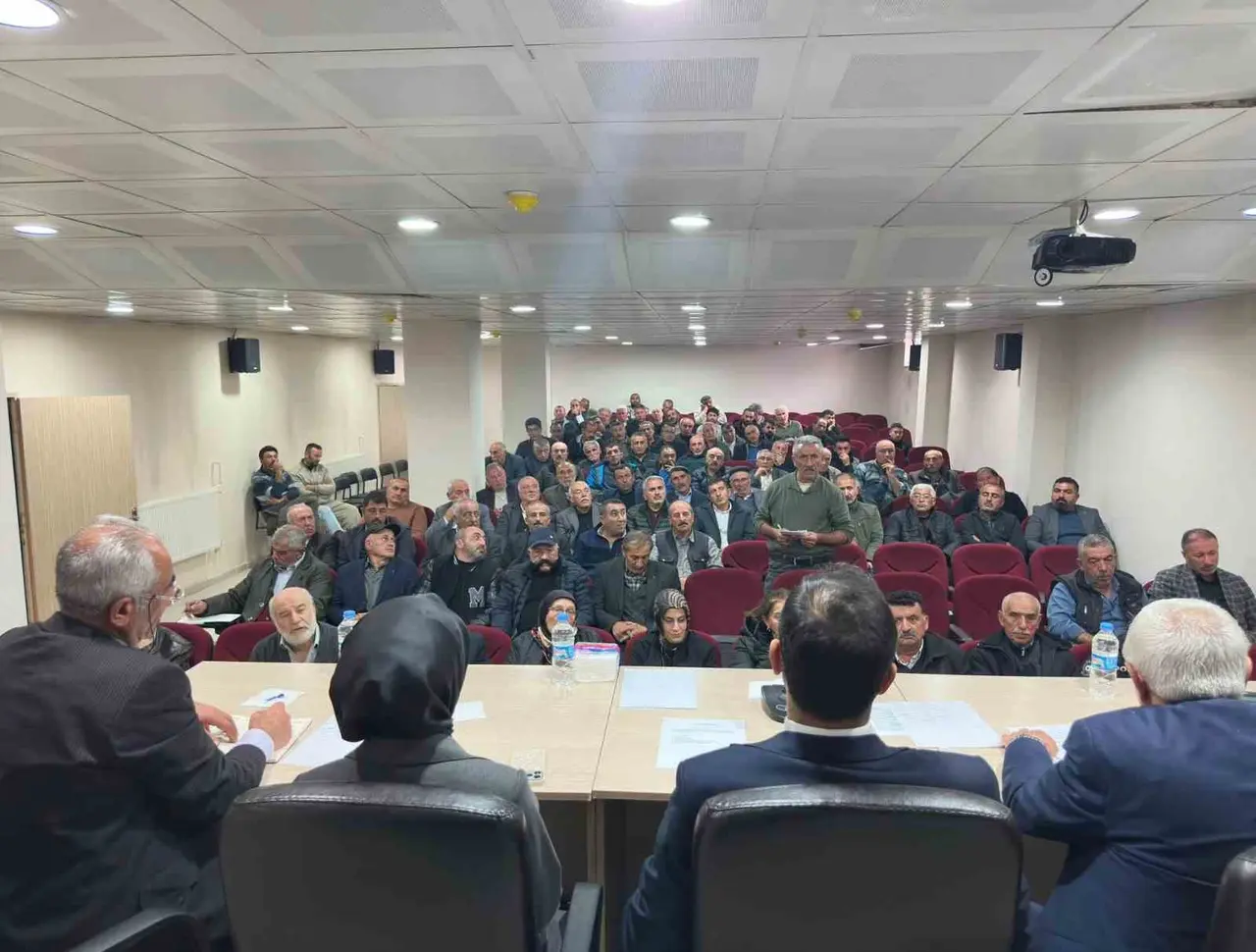 Refahiye’de 2027 yılı Köylere Hizmet Götürme Birliği bütçesi görüşüldü