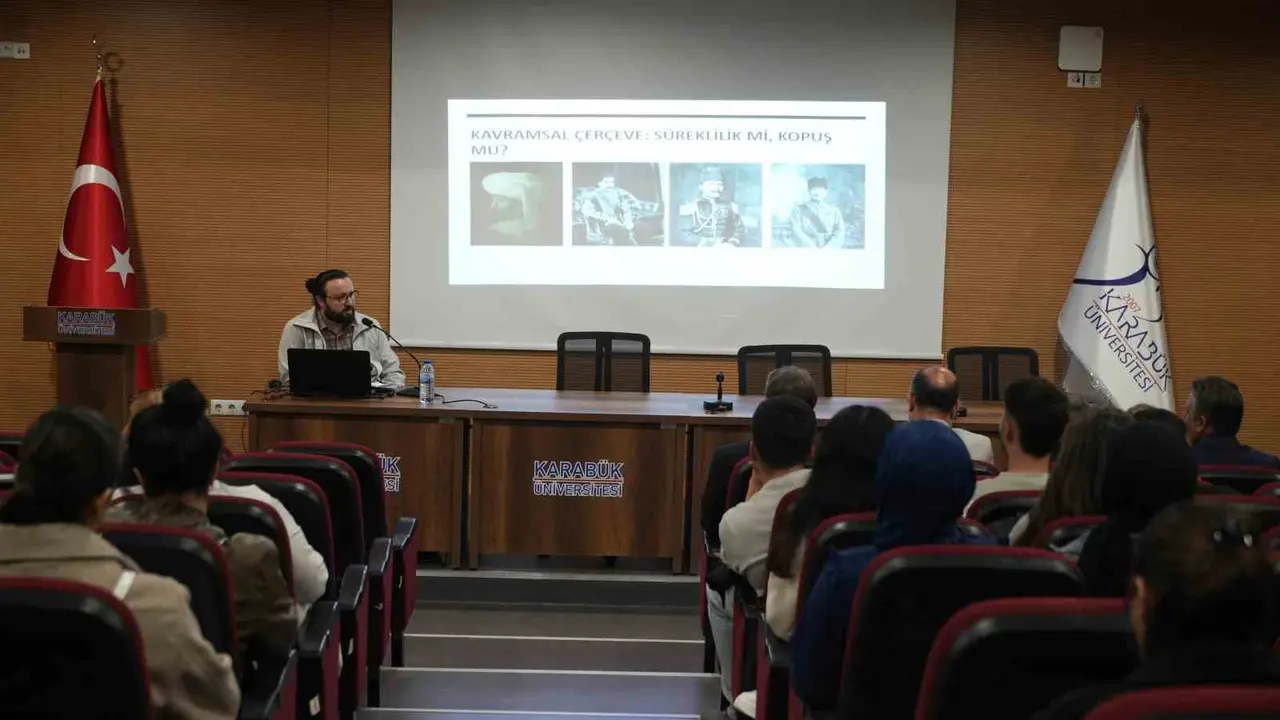 KBÜ’deki konferansta Osmanlı’dan Cumhuriyet’e uzanan süreç değerlendirildi