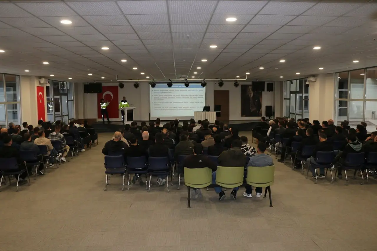 Bolu’da ormancılara jandarmadan trafik güvenliği eğitimi