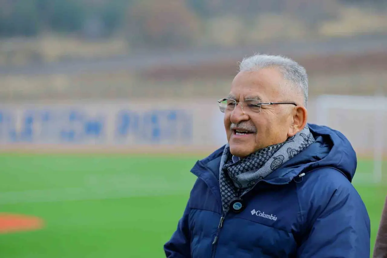 Başkan Büyükkılıç: "Erciyes’e atletizm pisti kazandırdık"