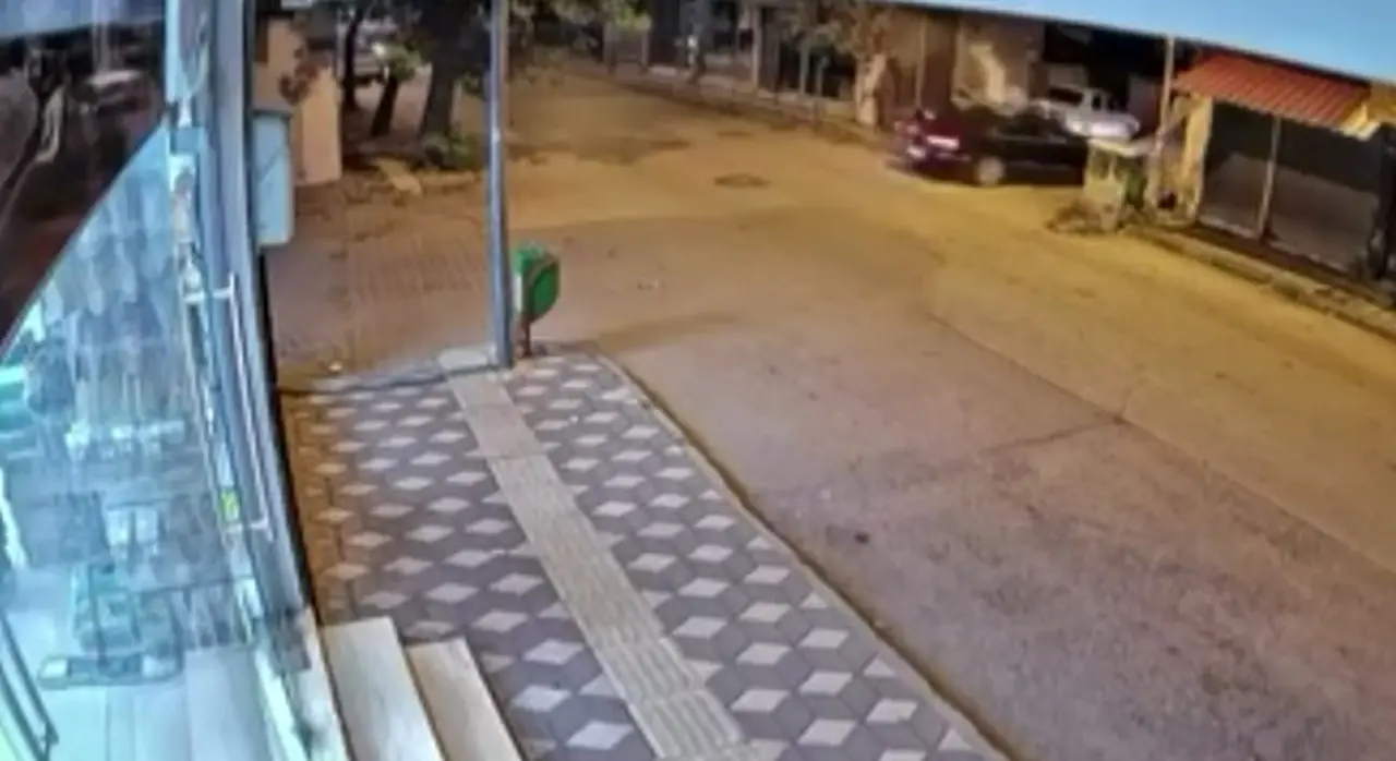 Adıyaman’da 1’i ağır 2 kişinin yaralandığı motosiklet kazasının kamera kaydı ortaya çıktı