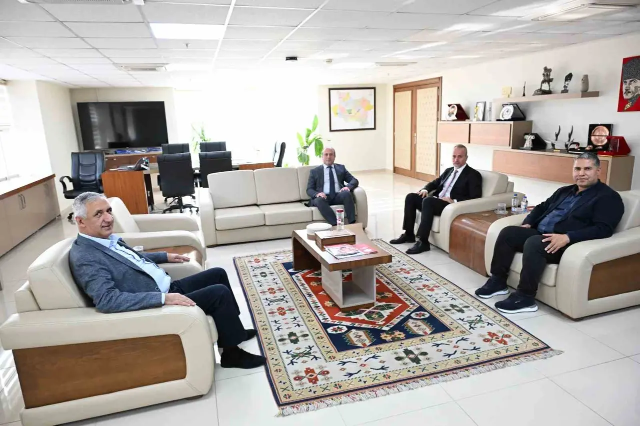 Manisa’da suyun doğru kullanımı için görüş alışverişi
