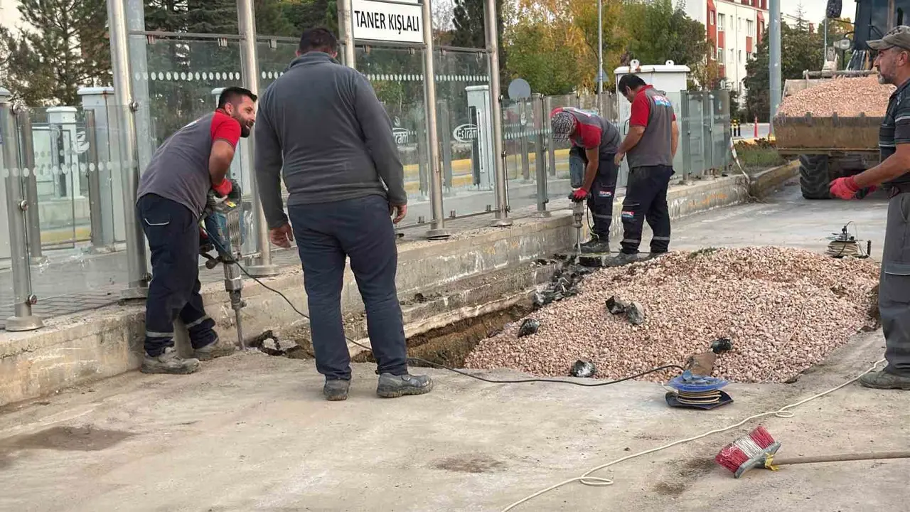 Eskişehir’de 3 gündür süren doğalgaz hattındaki sızıntı tamir edildi