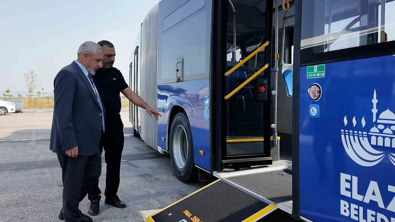Elazığ Belediyesi araç filosunu güçlendirdi