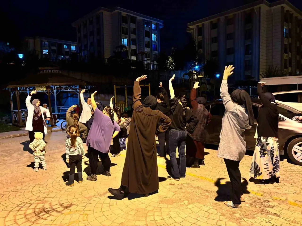 Hareket etkinlikleri akşamda sürüyor