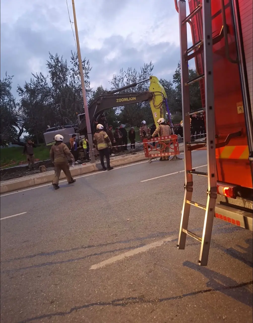 Bayrampaşa’da İSKİ çalışmasında göçük: 1 işçi hayatını kaybetti
