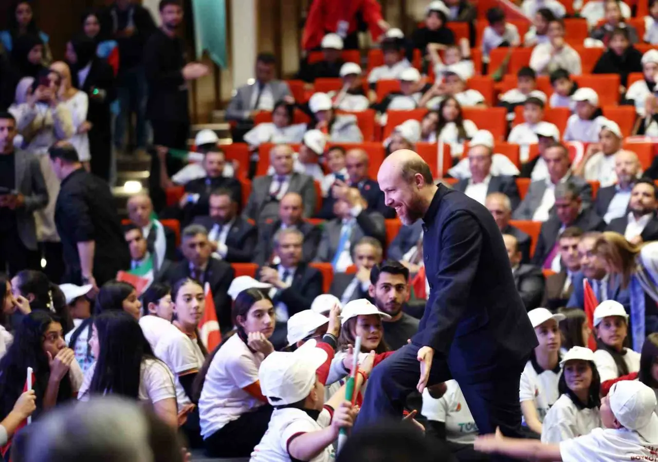 Bilal Erdoğan: "Türkiye’ye, dünyaya değer katacak"