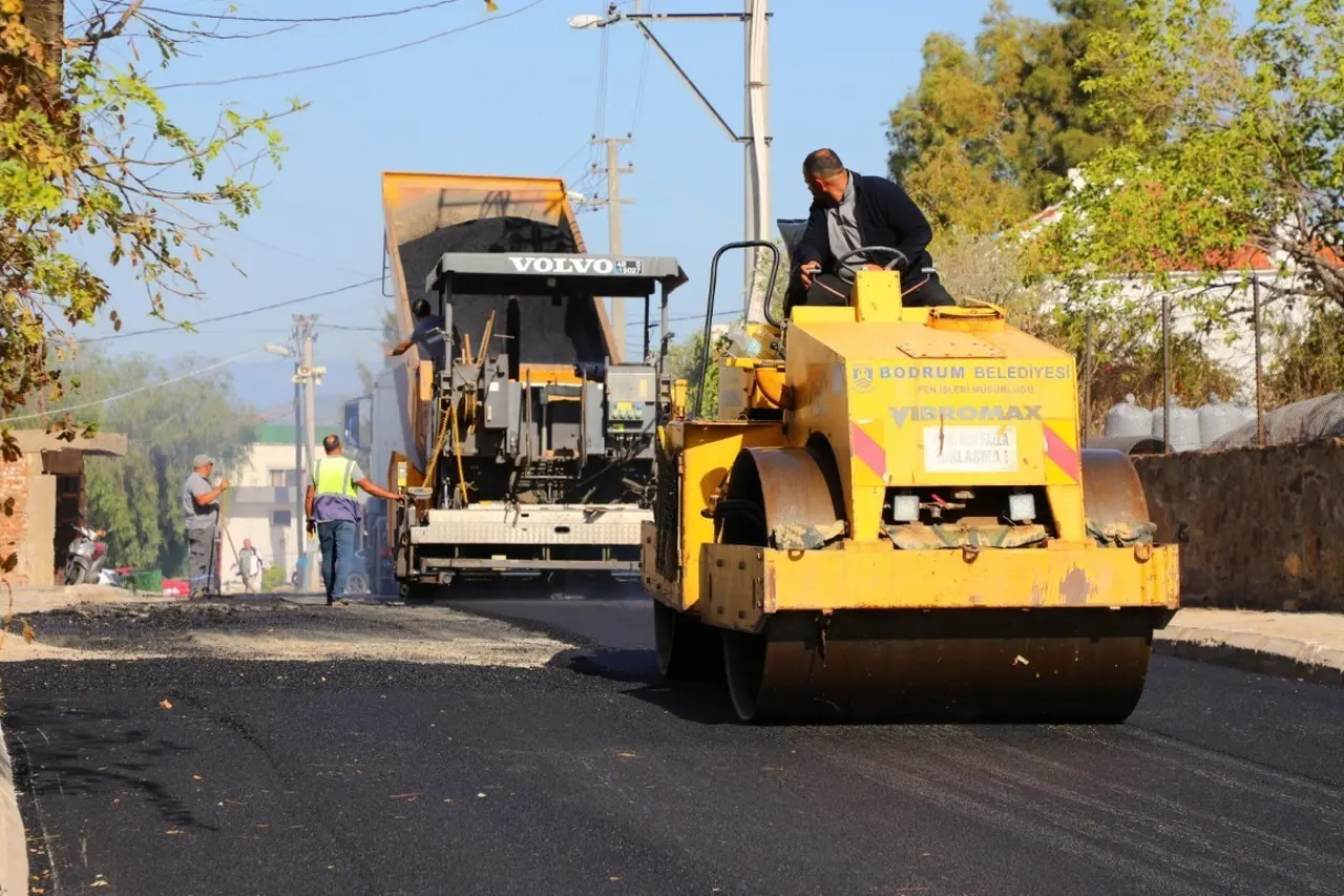 Bodrum’da yol çalışmaları dört mahallede sürüyor