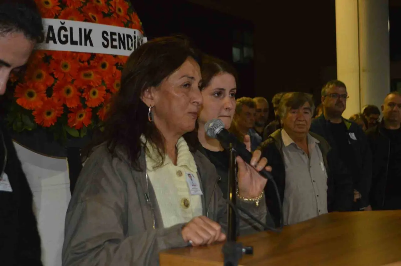 Ayvalık’ta deniz kazasında hayatını kaybeden Dr. Bingüllü’ye hüzünlü veda