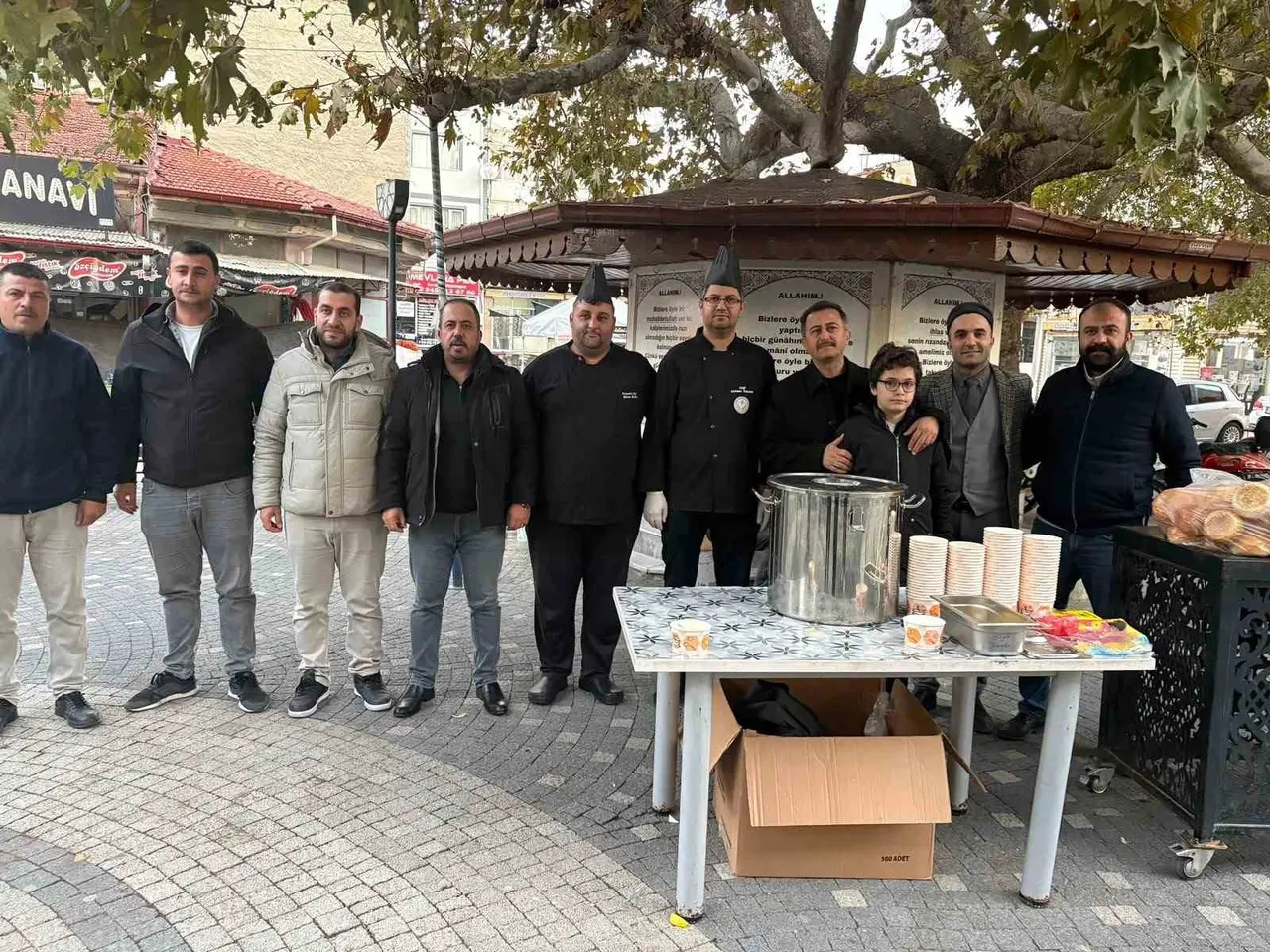 Bolvadin’de gençler sabah namazında buluştu