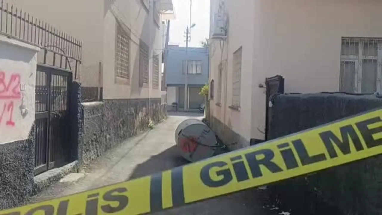 Kozan’da su deposuyla birlikte ikinci kattan düşen adam hayatını kaybetti
