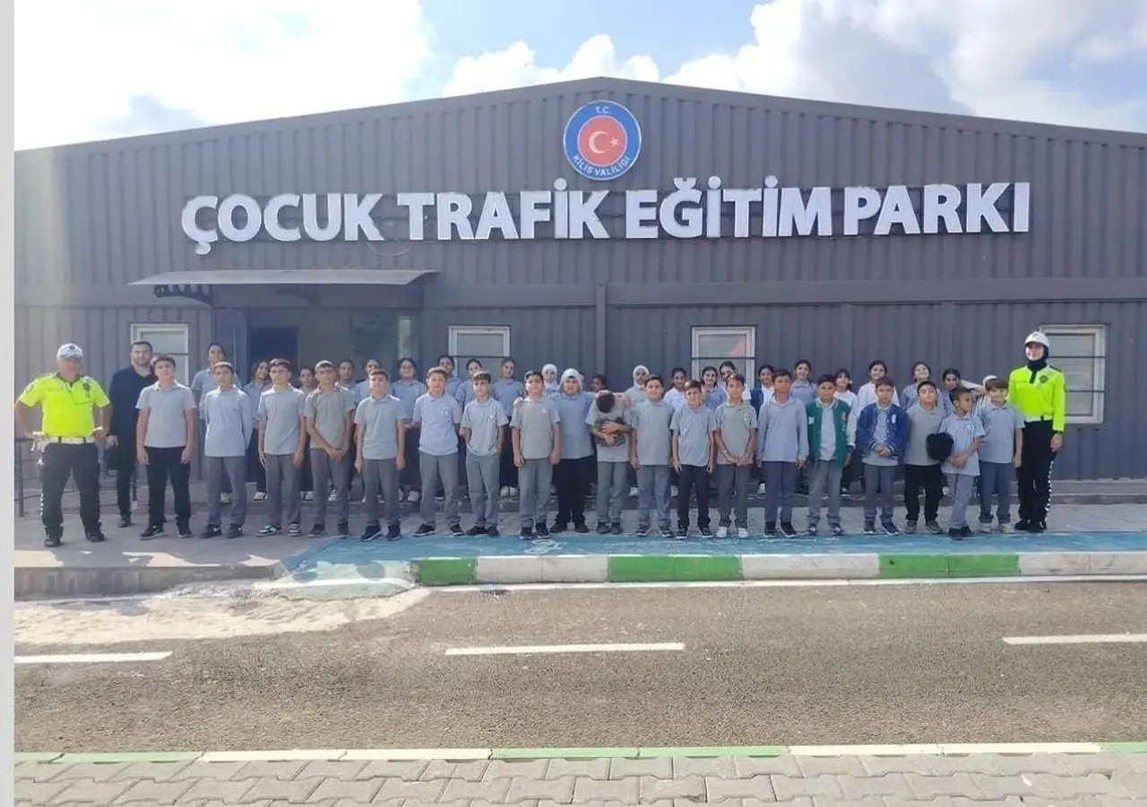 Kilis’te Trafik Eğitim Parkı’nda öğrencilere trafik eğitimi verildi