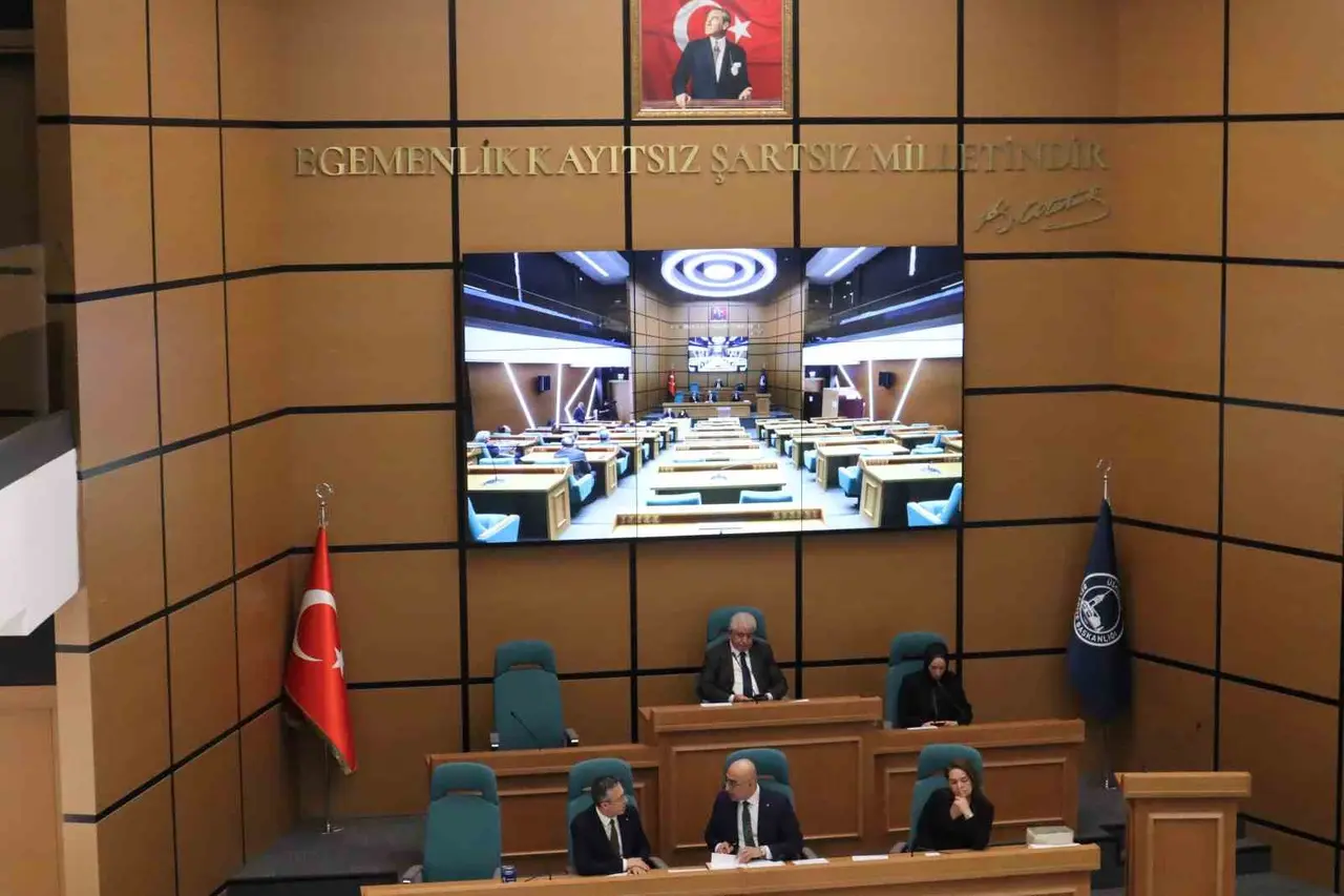 Üsküdar Belediye Başkanvekilliği seçimine CHP ve YENİ Parti grubu katılmadı