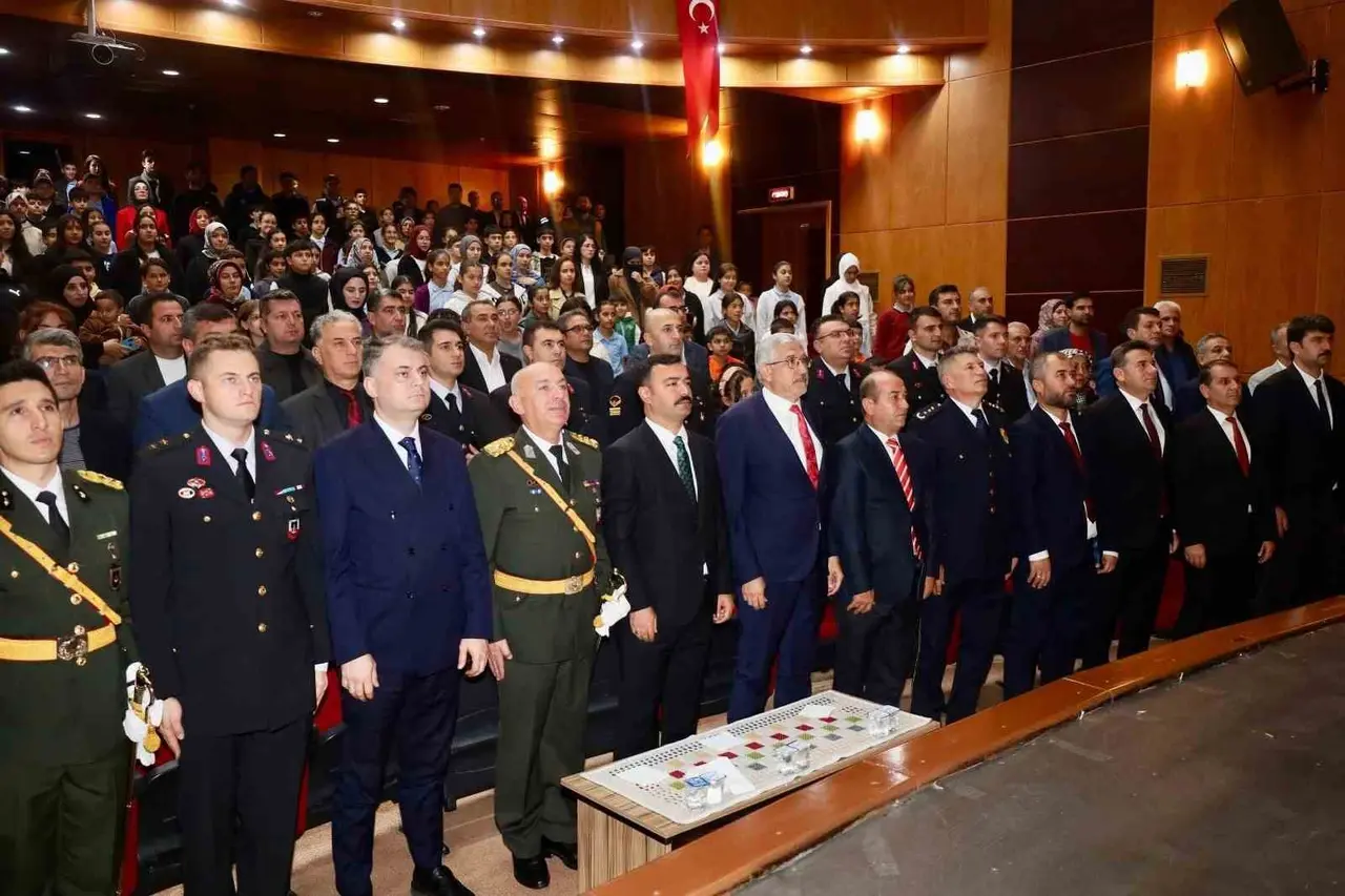 Cumhuriyet’in 103. yılı Kahta’da coşkuyla kutlandı