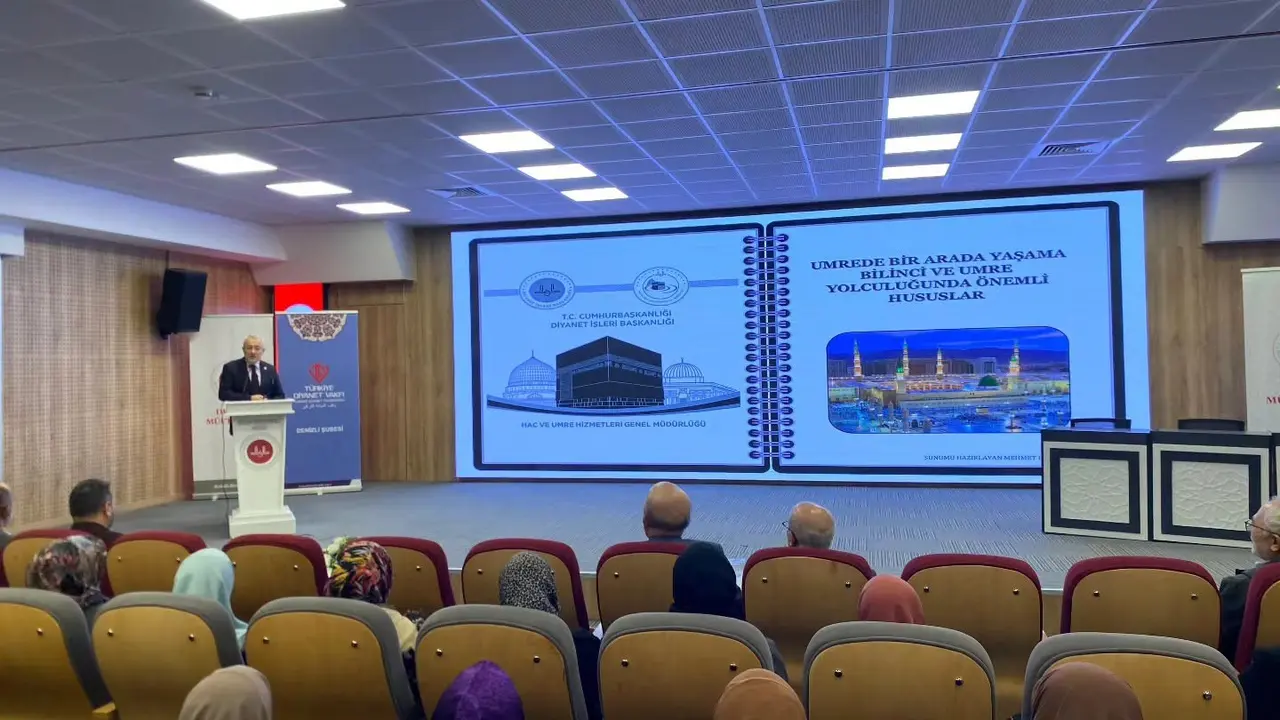 Denizli’de 186 umre yolcusu için bilgilendirme semineri düzenlendi