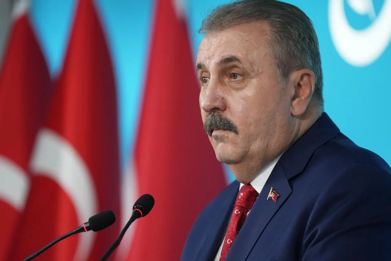 BBP Genel Başkanı Destici: "Türk dünyası birlikte inşa edilecek bir geleceğin ve ulaşacak kızıl elmanın adıdır"