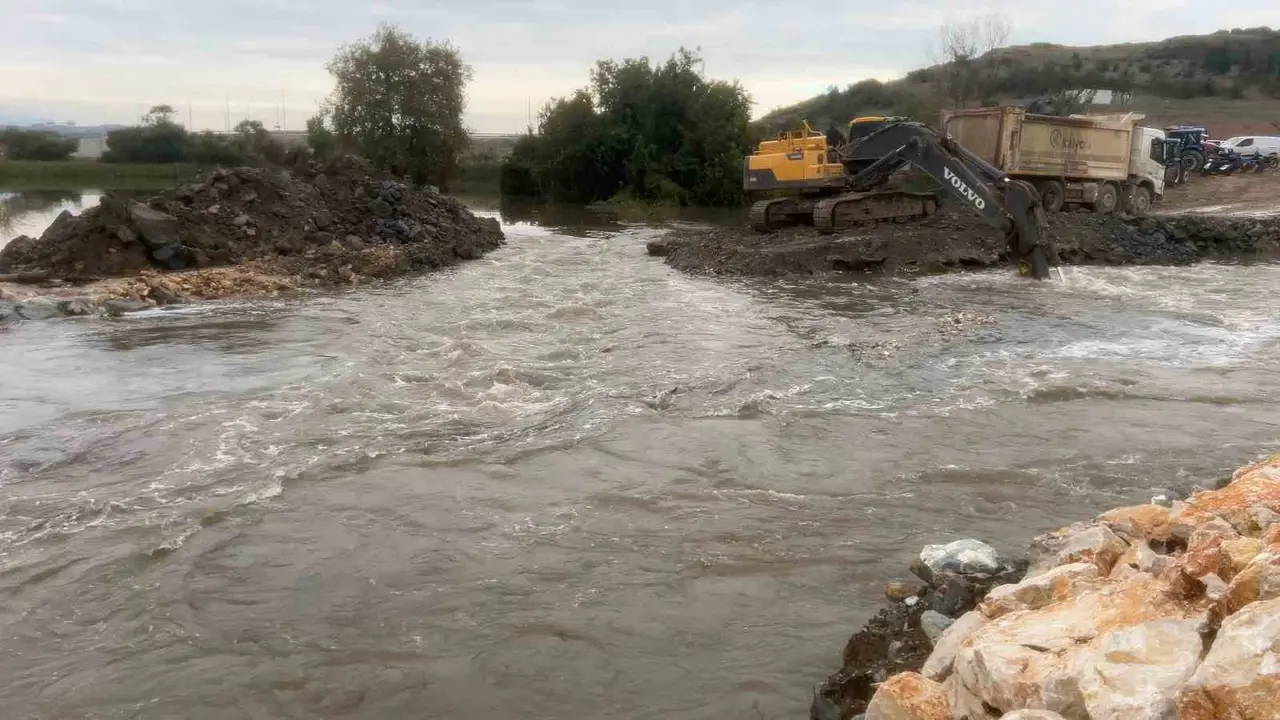 Bursa’da çiftçilerden taşkın tepkisi