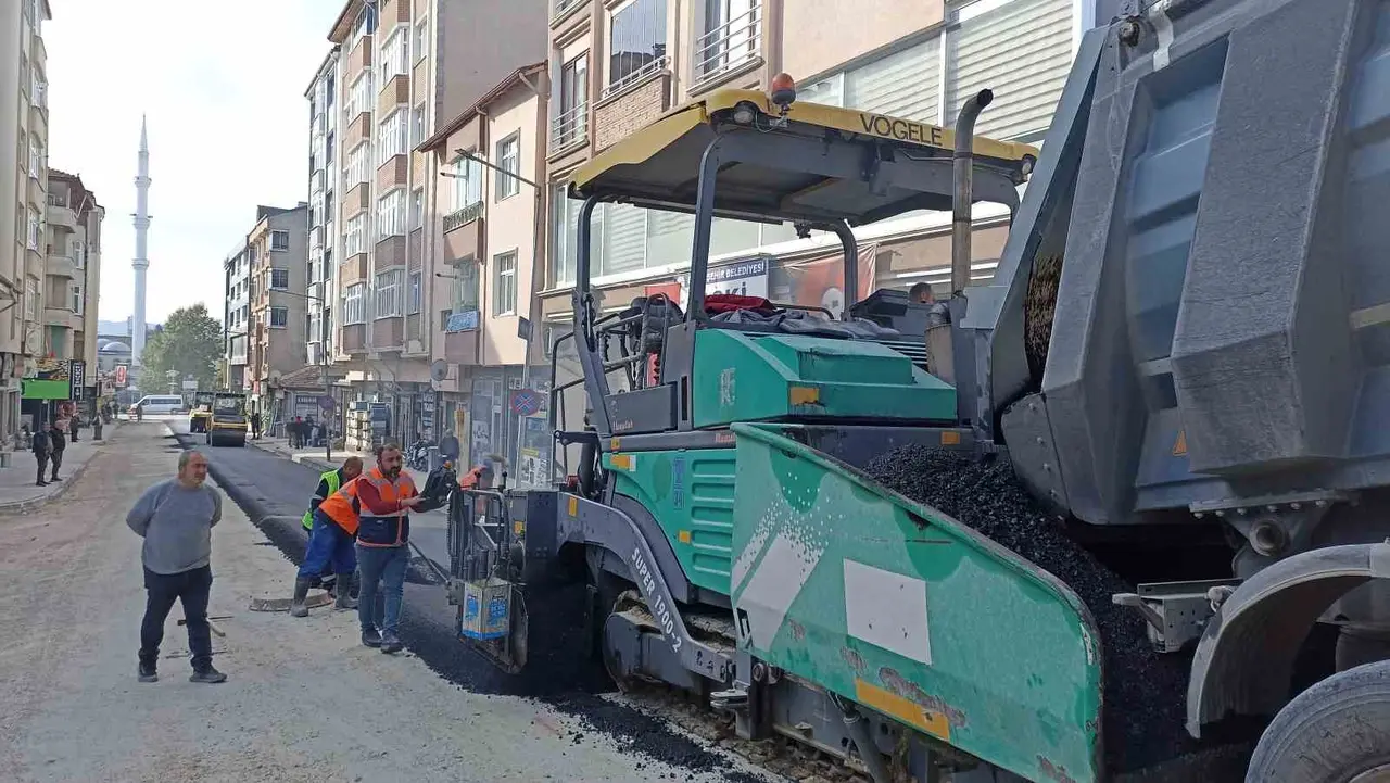 Havza’da asfalt çalışması