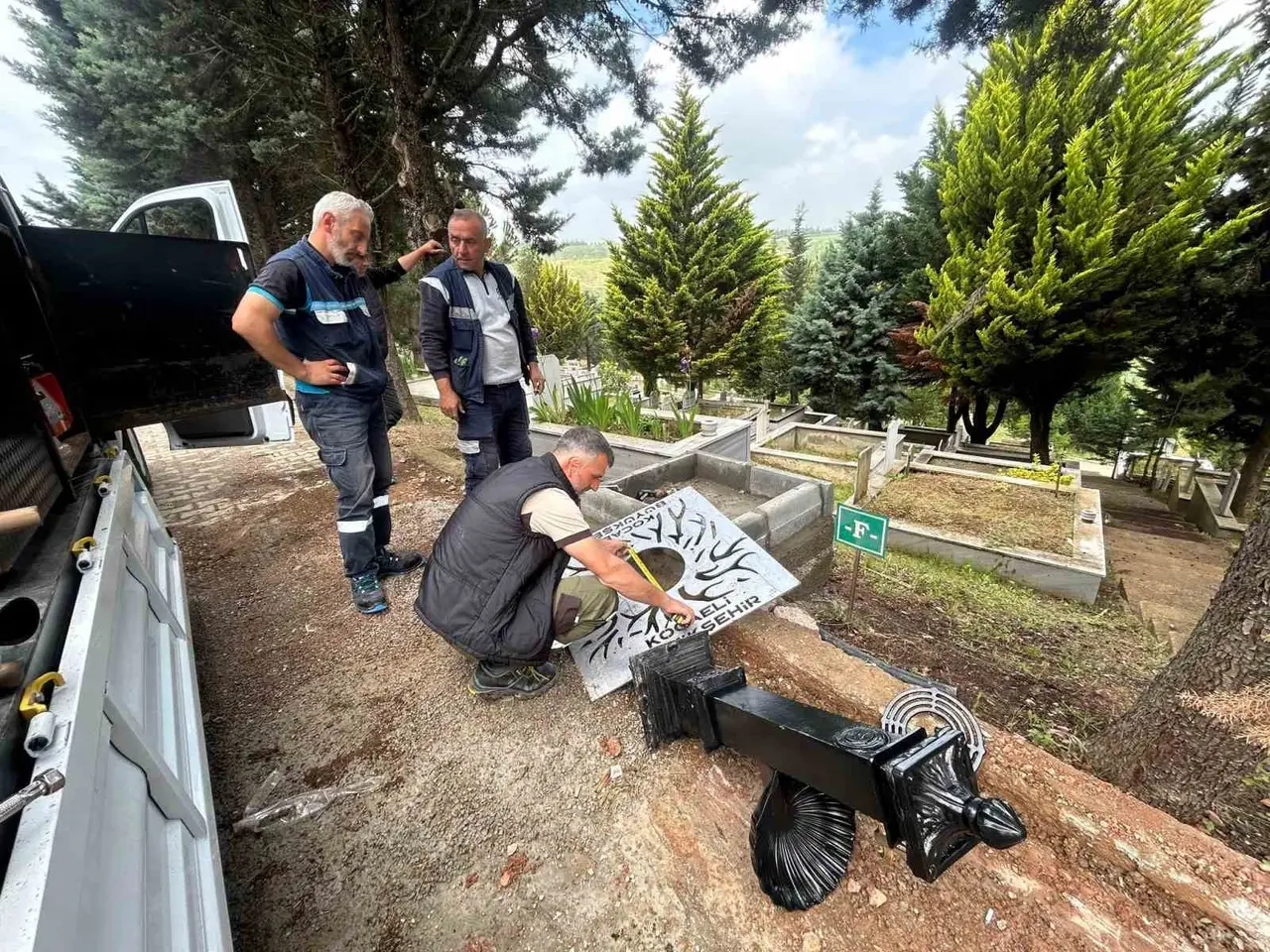 Mezarlıkların su altyapısı yenileniyor