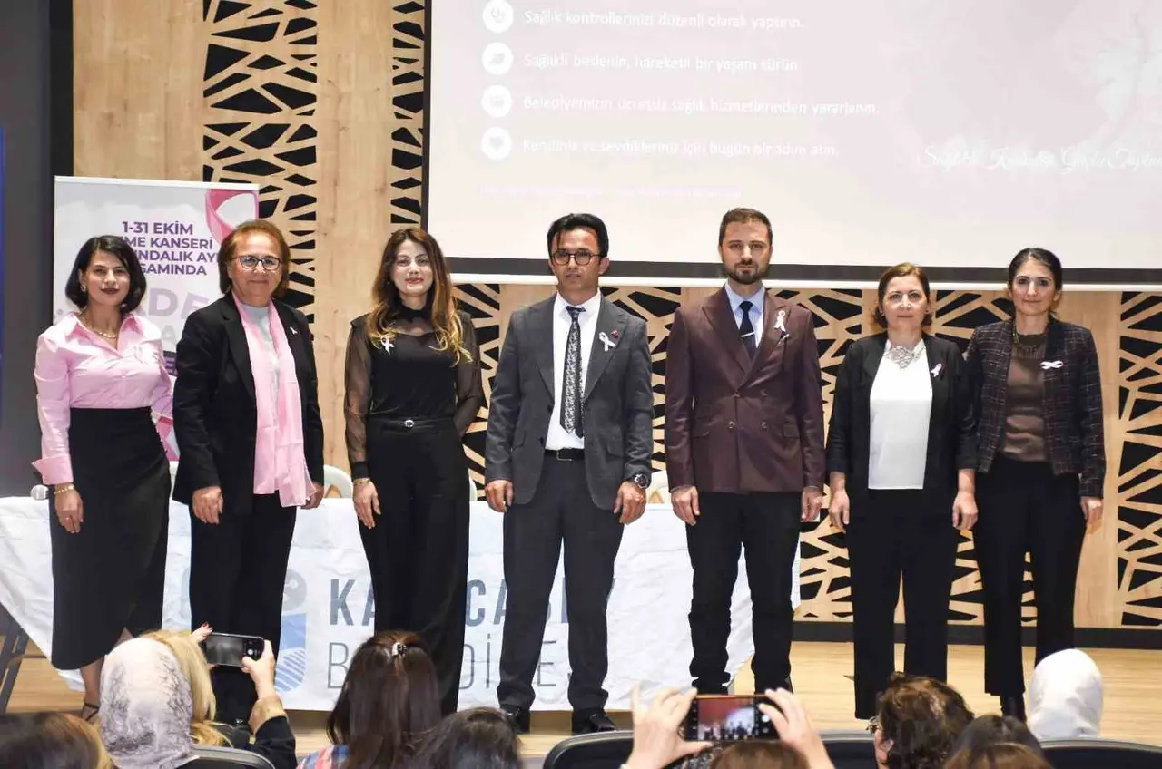Karacabey’de meme kanserine karşı farkındalık semineri