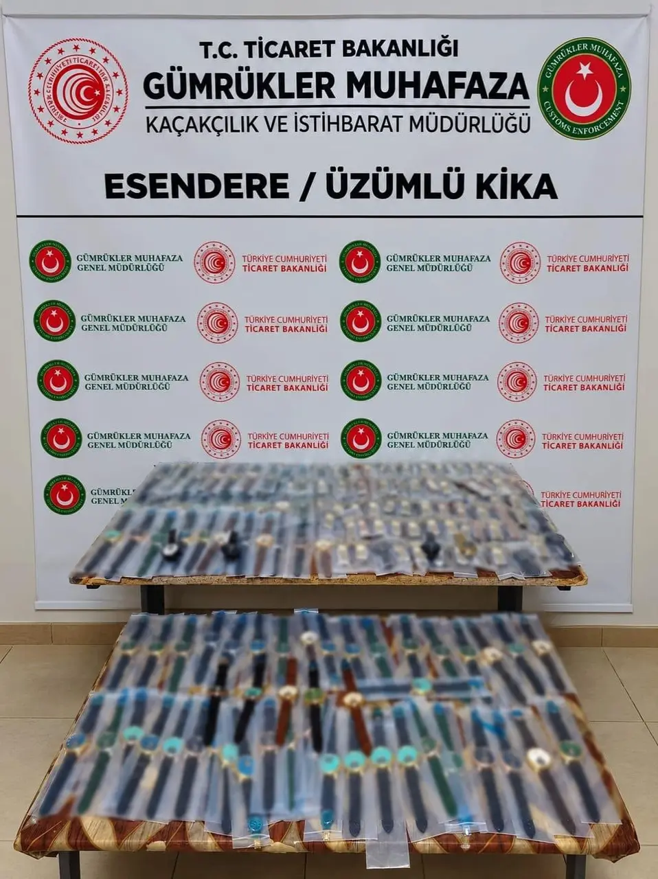 Hakkari’de 1,5 milyon TL’lik kaçak eşya ele geçirildi