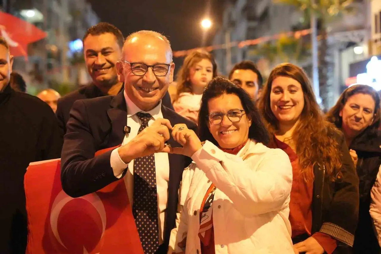 Turgutlu’da Cumhuriyet coşkusu meydanlara sığmadı