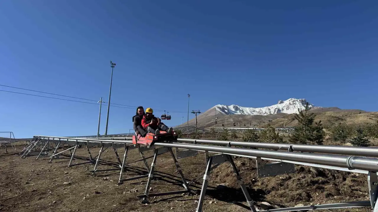 Erciyes’te dağ kızağında montaj tamamlandı, test sürüşleri başladı