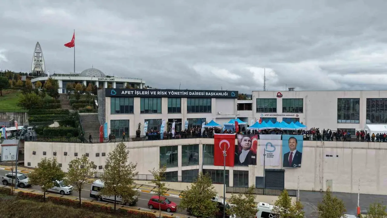 Balıkesir Afet Koordinasyon Merkezi açıldı