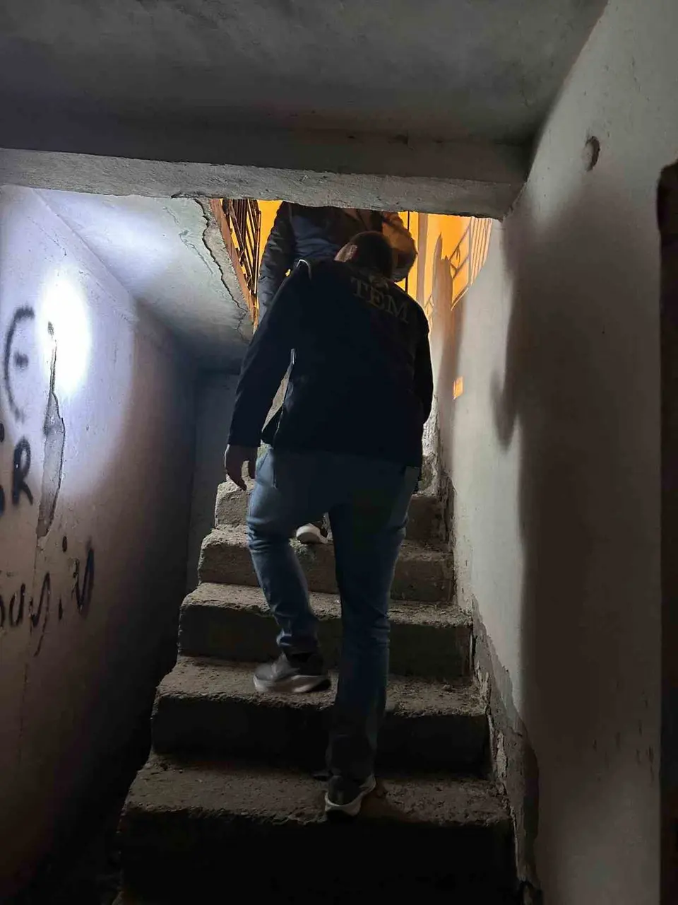 Muş’ta "Huzurlu Sokaklar" uygulaması: Aranan şahıs yakalandı
