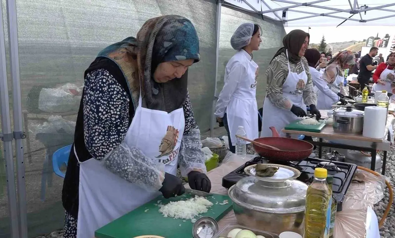 Kahta FEST2026 renkli görüntülere sahne oldu