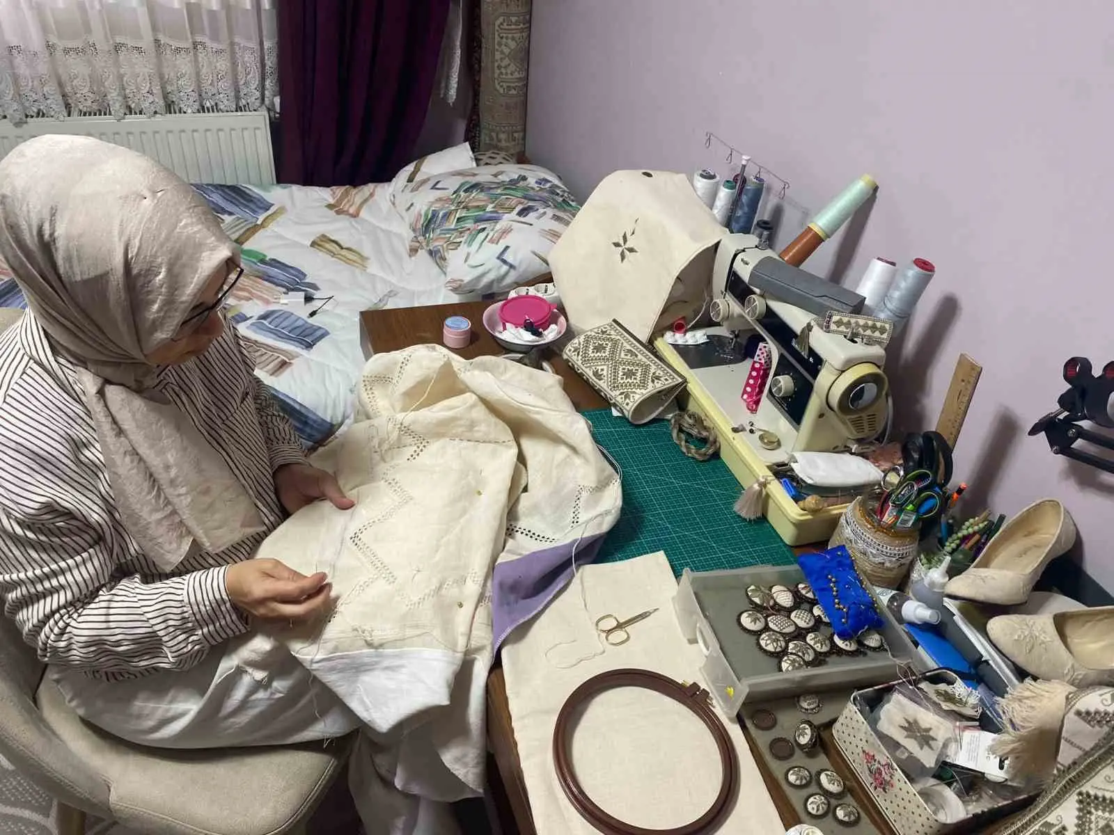 Lefkara nakışı geleneksel motiflerle geleceğe taşınıyor