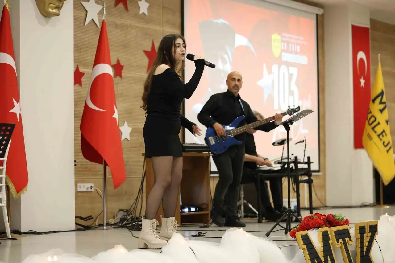 MTK Koleji’nde Cumhuriyet Bayramı coşkuyla kutlandı