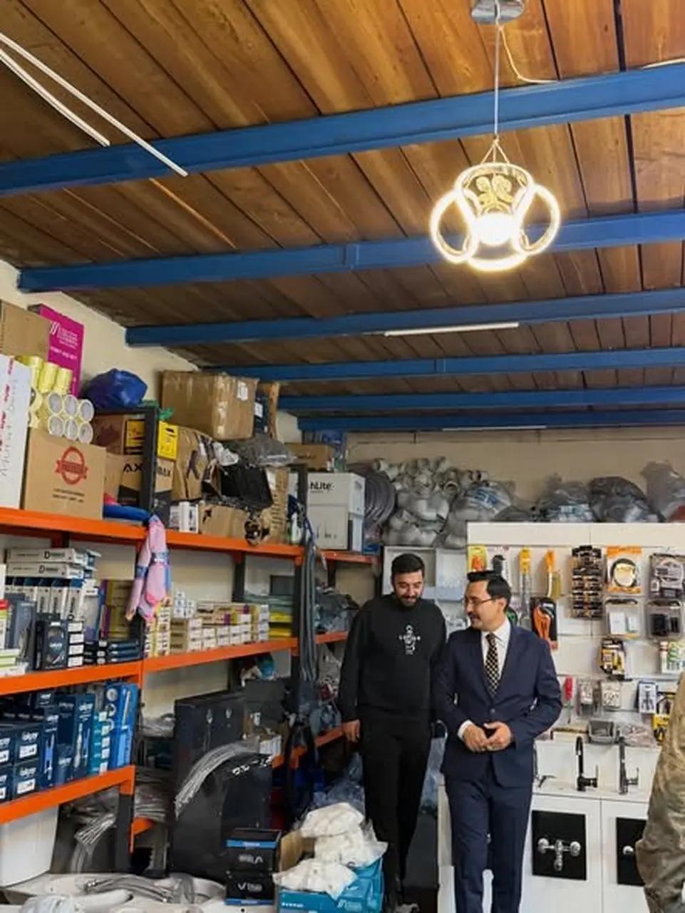 Akyaka Kaymakamı Demirtaş’tan esnafa ziyaret