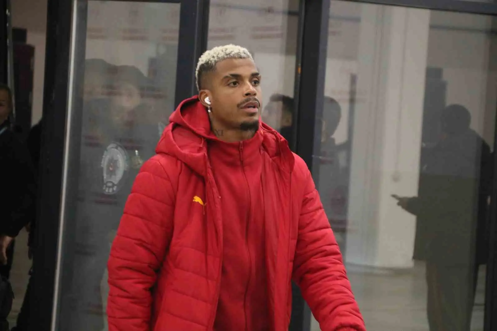 Gençlerbirliği ve Galatasaray kafileleri stada ulaştı