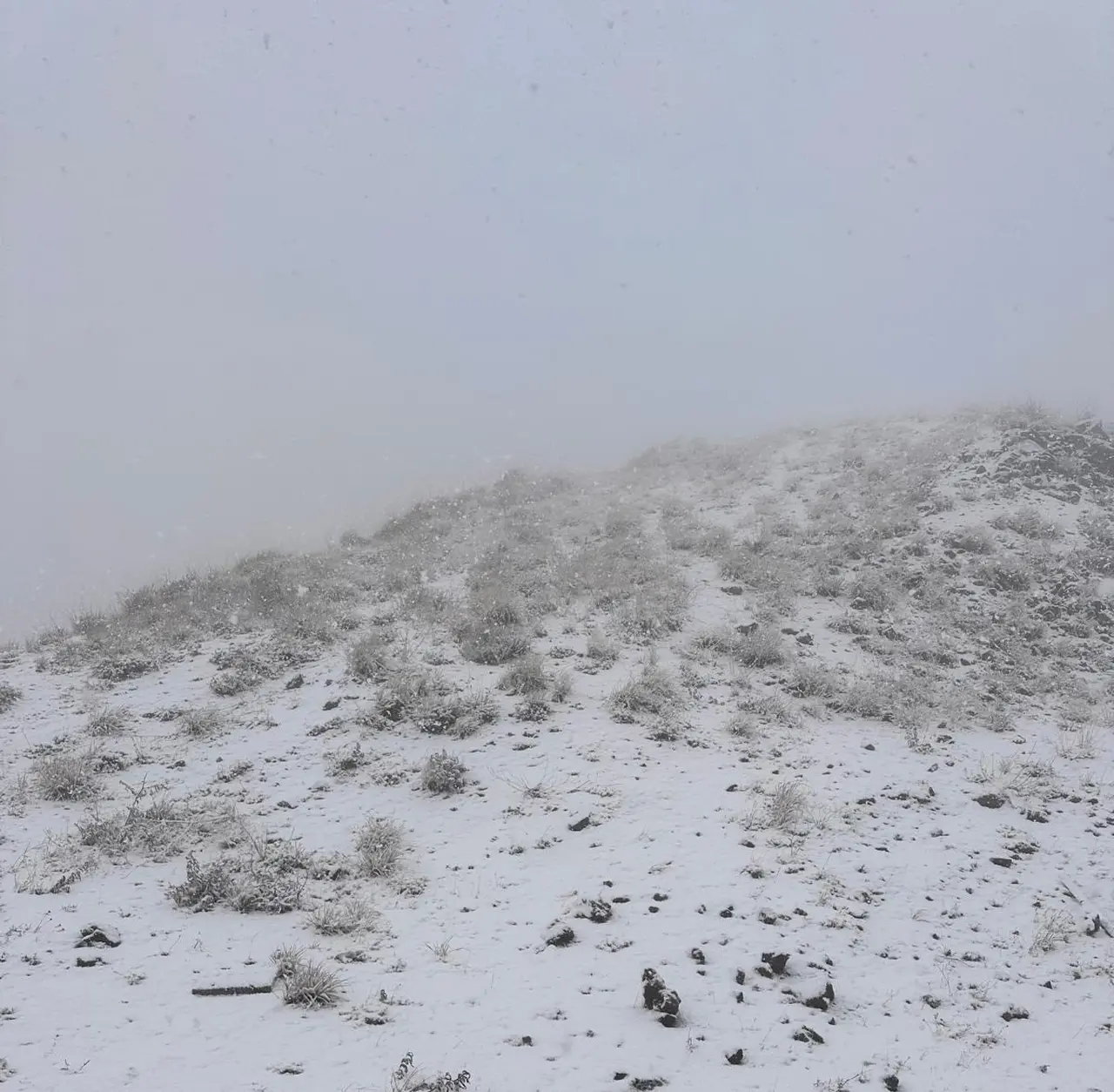 Nemrut Kalderası beyaza büründü
