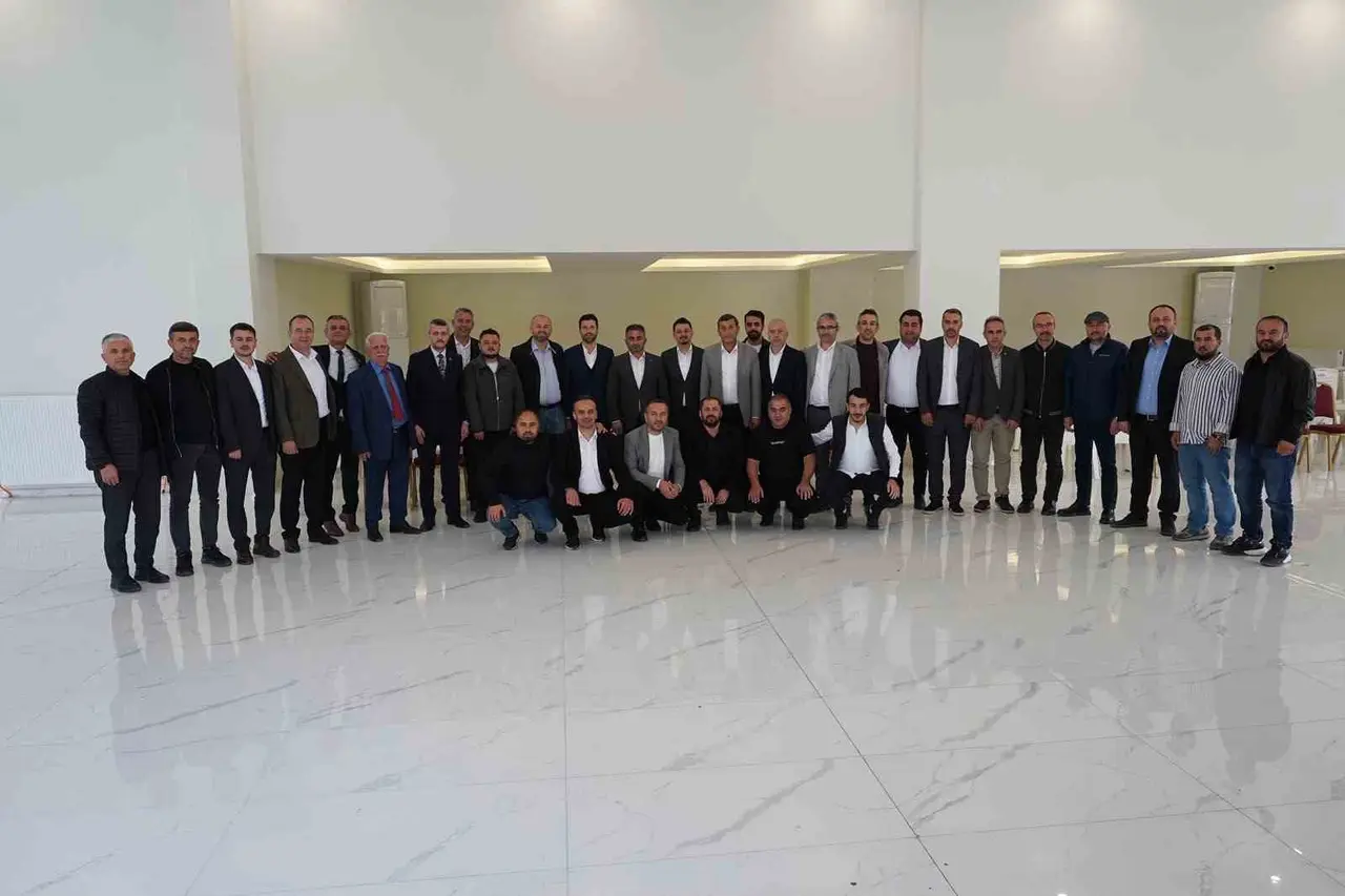 Büyükorhanspor’da Ali Erdem dönemi başladı
