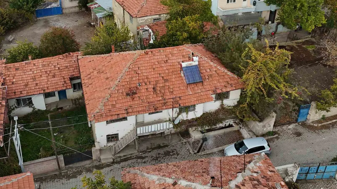 Yozgat’ta bu evden ekmek yiyen gençlerin askerden sağ salim döndüğüne inanılıyor